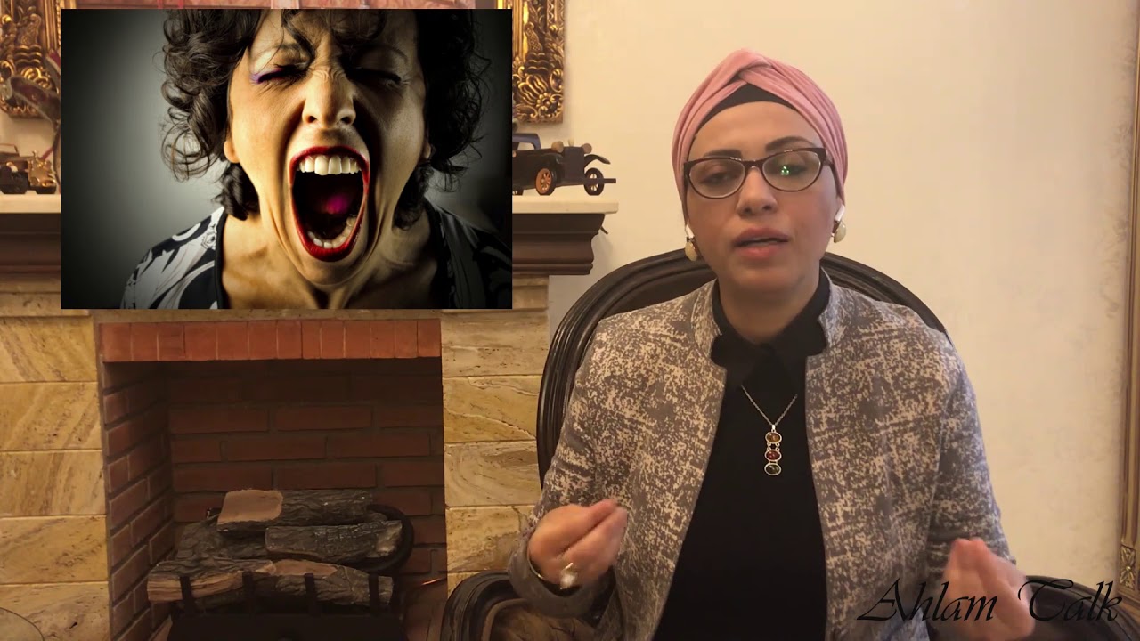 غيرة المرأة من المرأة وأذكى ثلاث طرق للتعامل معها