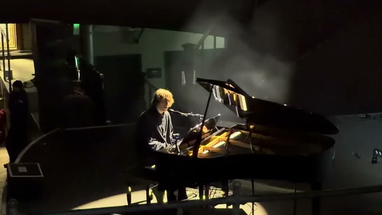 Cameron Winter - If You Turn Back Now - Manchester Albert Hall 30/11/2025