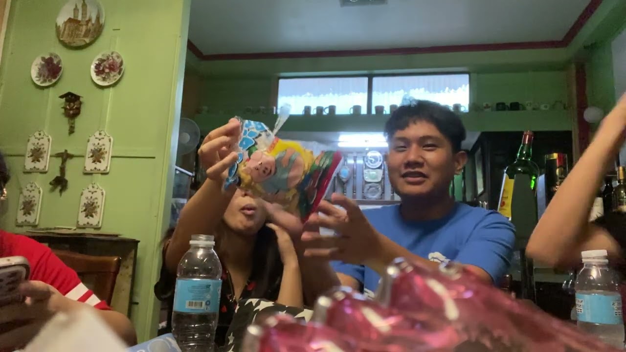 Kitkat Rice Wine Flavor Taste Test Vlog