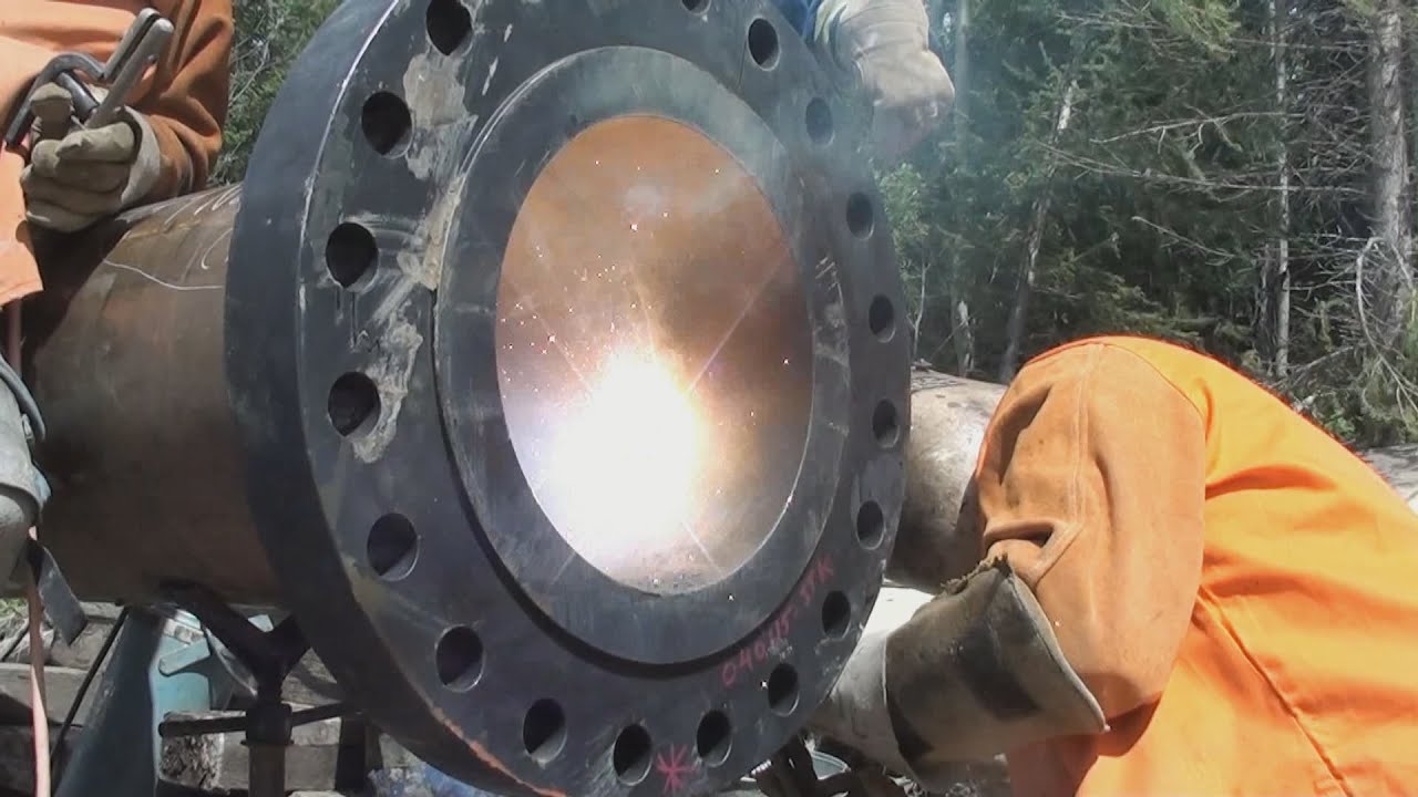 16 Inch Schedule 80 Flange Welding - Pipeline Fabrication