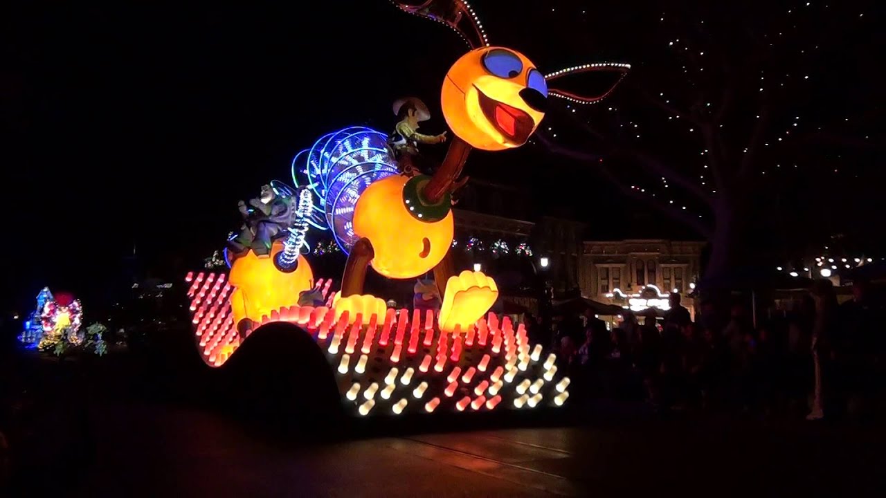 Paint the Night parade 2015 Disneyland