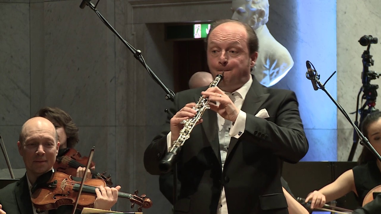 Wolfgang Amadeus Mozart:  Air de champagne from 'Don Giovanni' - encore