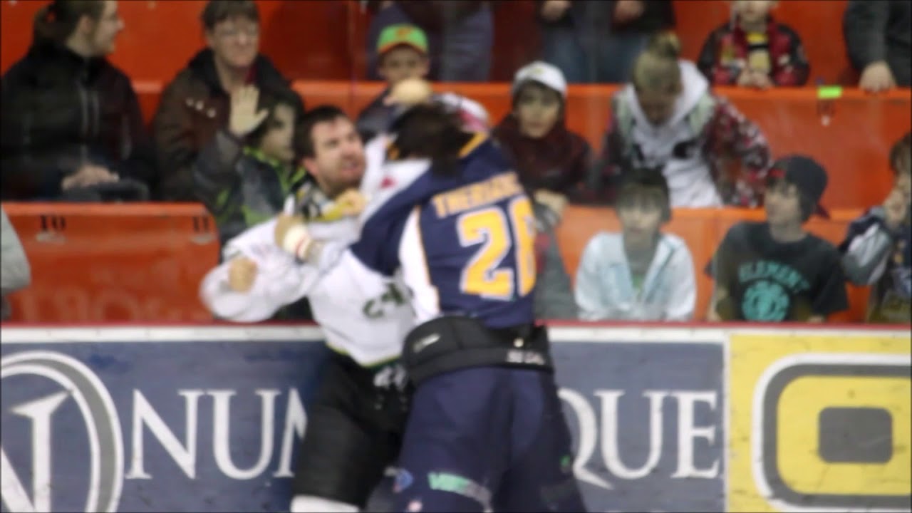 LNAH  Avec Le querrier JOEL  THE  ANIMAL'' TH&Eacute;RIAULT