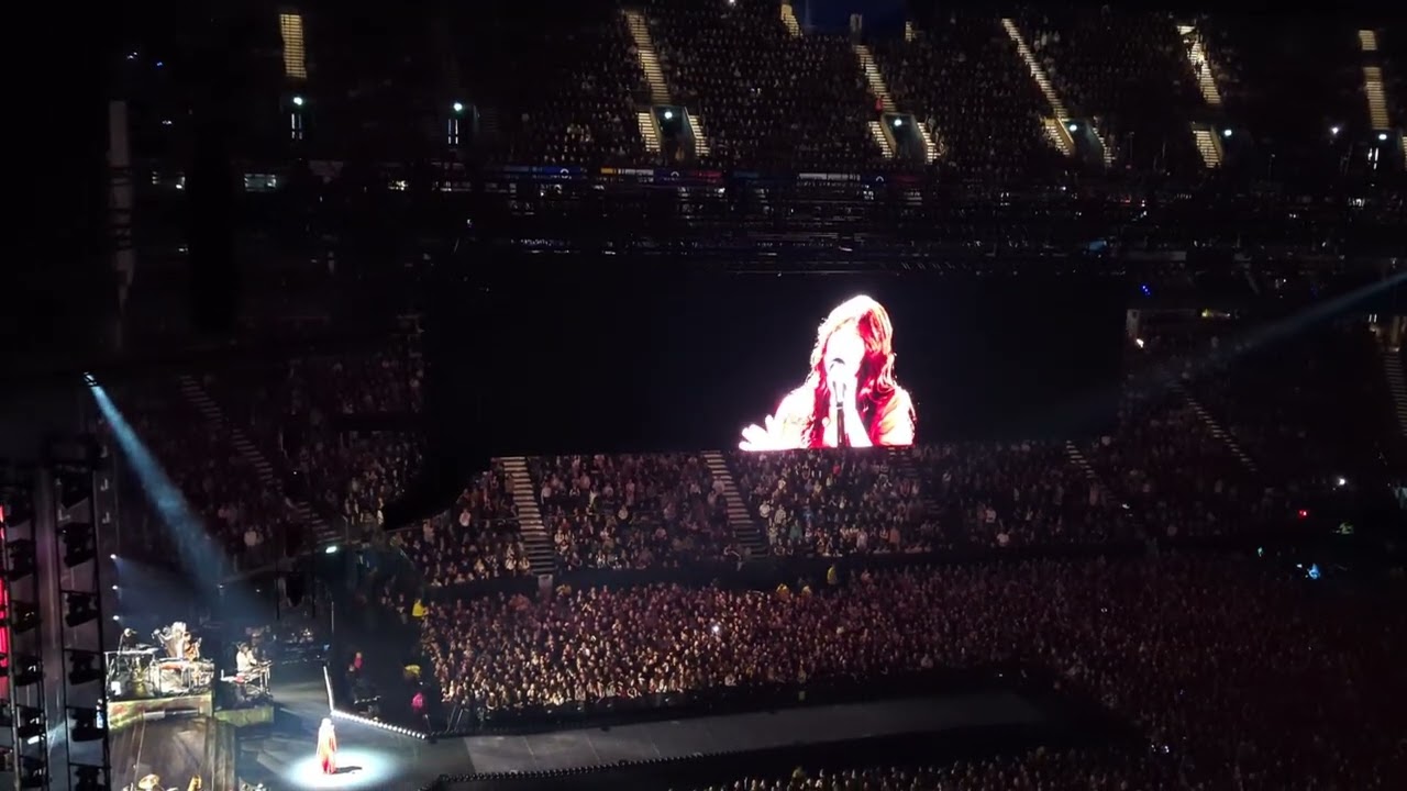 Florence & The Machine - Buckle - O2 Arena, London UK 16/02/26