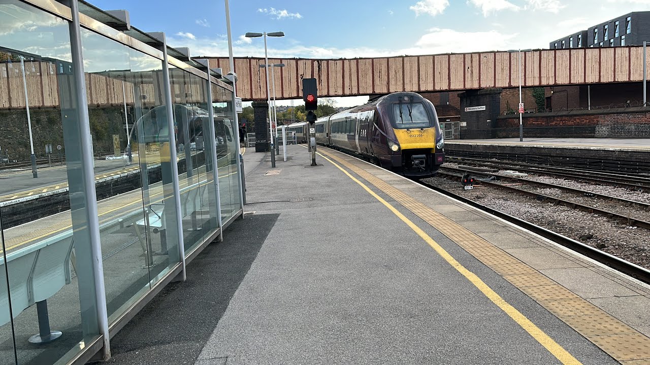 East Midlands Railway, Northern, TPE and CrossCountry Trains at Sheffield on October 15th 2022