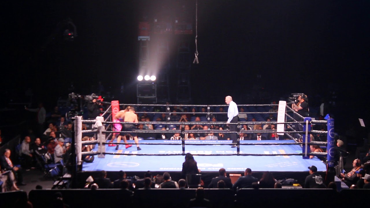 oscar Escando wins by KO 1st round Jhak Tepora #HarrisonCharlo2 #PBConFox