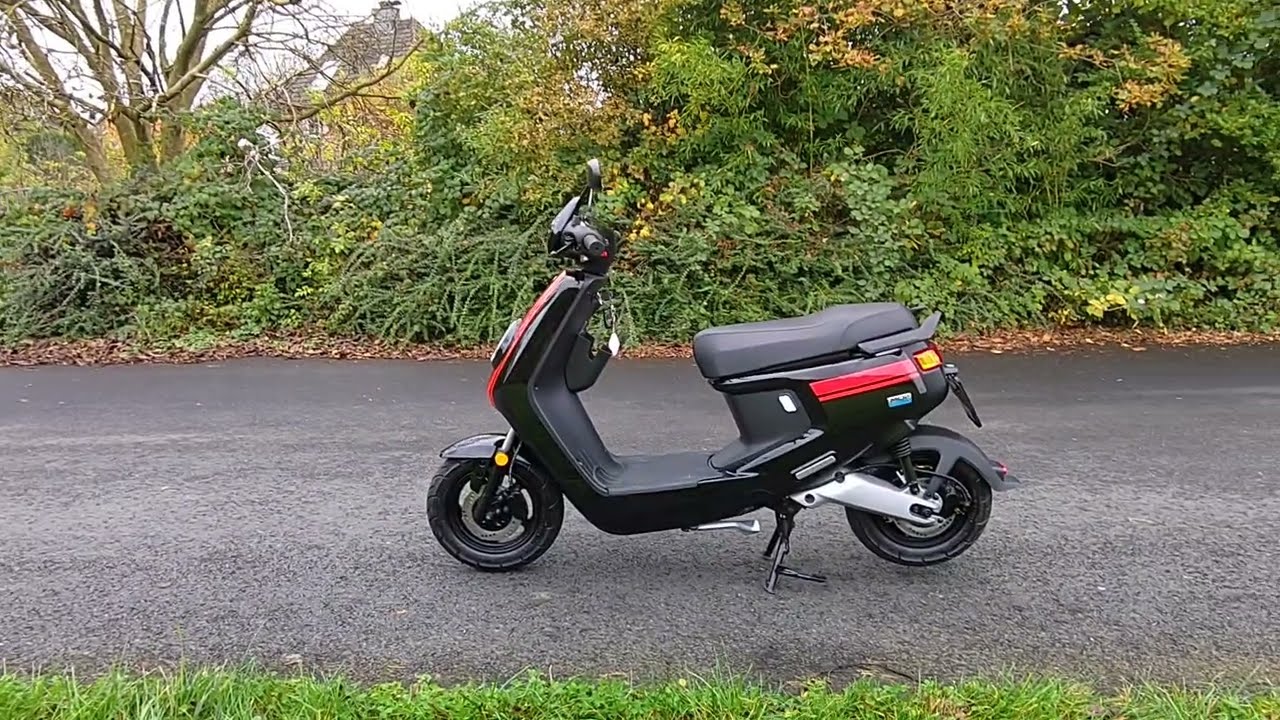 E-Roller NIU MQi+ Sport Rundgang: super leicht und leistungsstark! #emobility #niu #urbanmobility