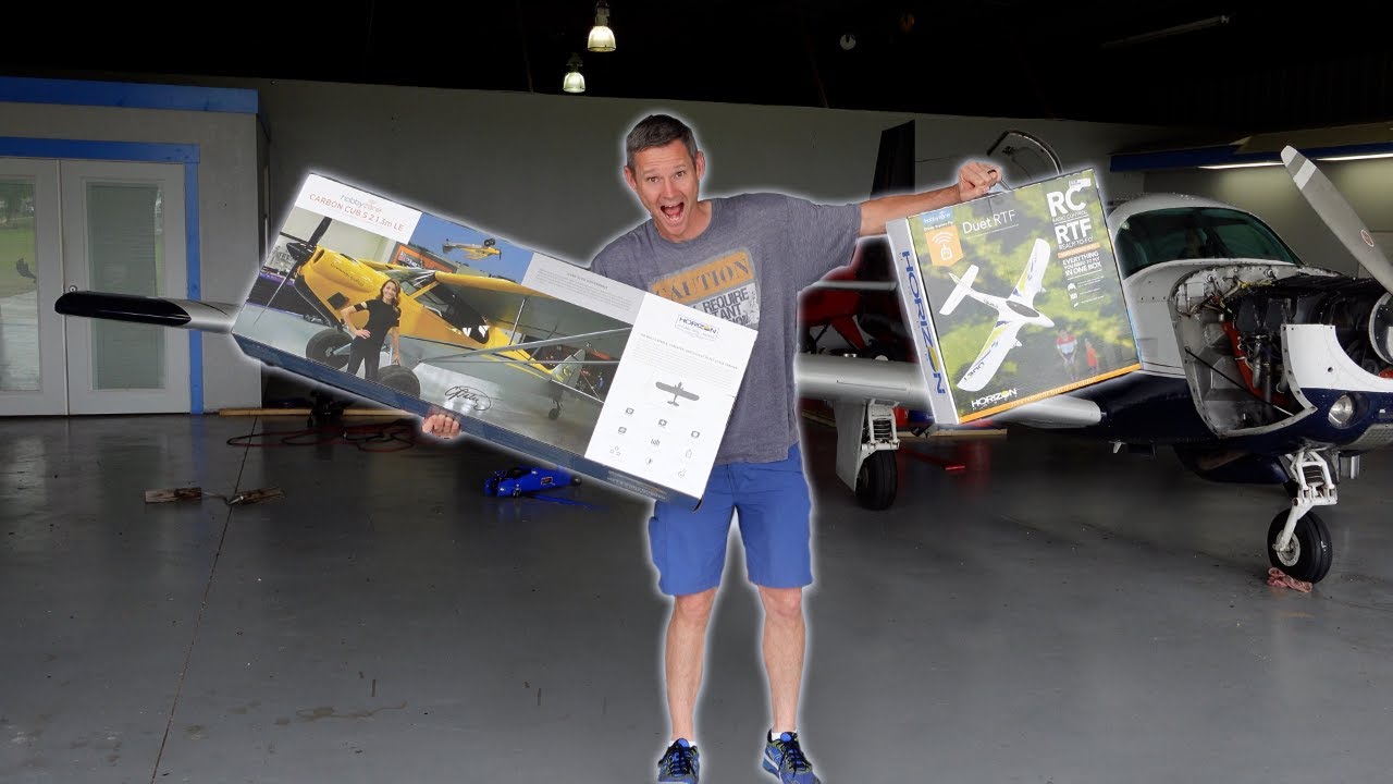 Я купил самые дешевые и самые дорогие радиоуправляемые самолеты в Hobbytown