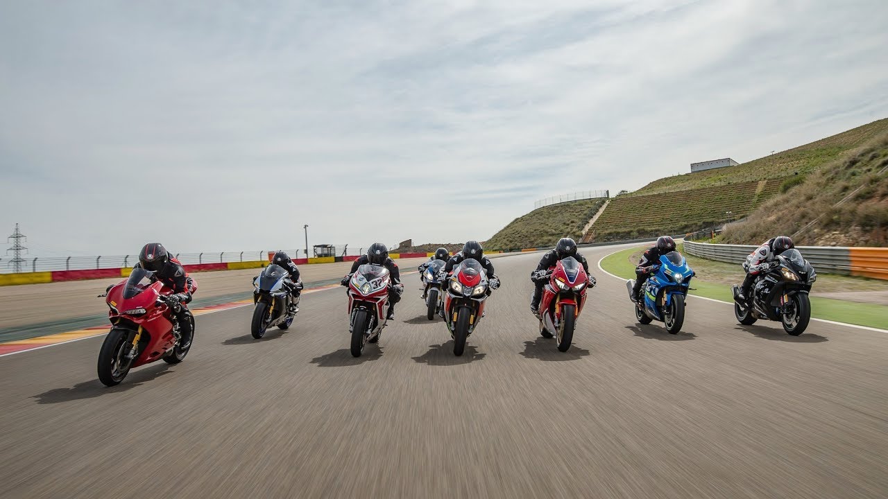 Comparativa supersportive 2017: Aprilia, BMW, Ducati, Honda, Kawasaki, MV, Suzuki, Yamaha