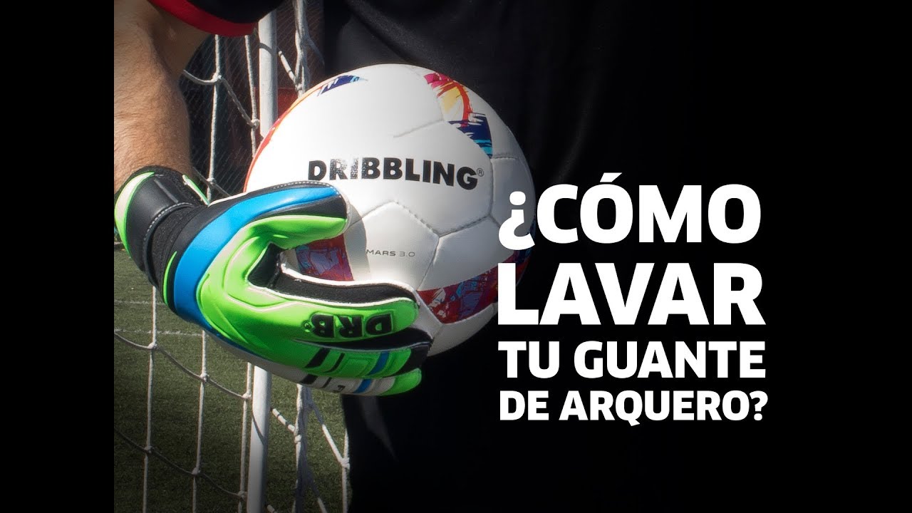 Mirá cómo lavar tus guantes de arquero en 5 pasos