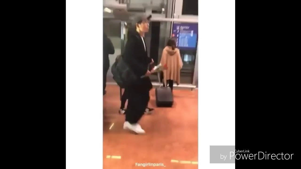 180120 Song-song couple arrived in paris: Joong Ki gave his hand to Kyo for hold 😍