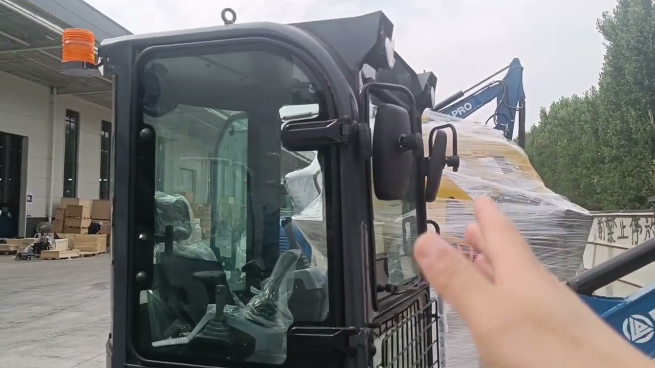 Rippa R15 new enclosed cabin option.