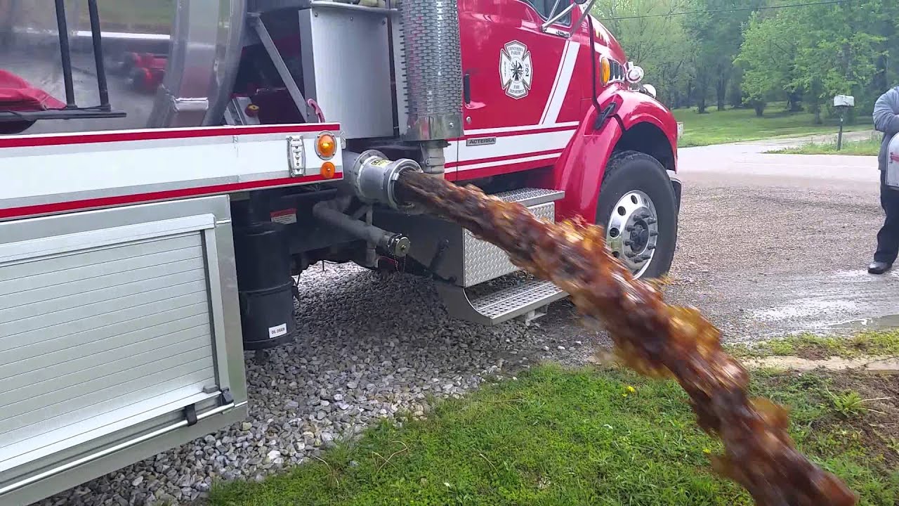 Dumping nasty water from tanker