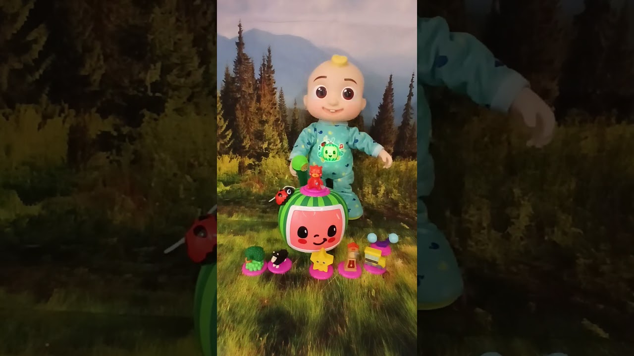 Adorable JJ'S  dancing 