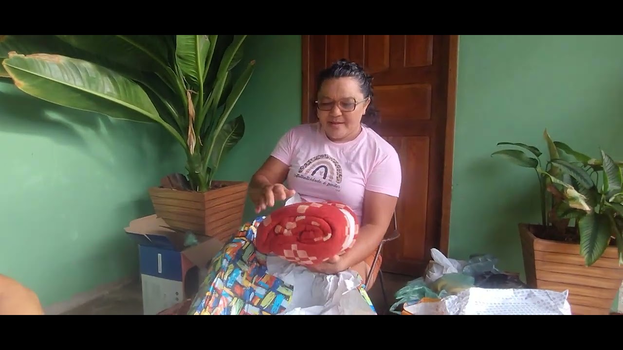 TIA TOINHA E AS ENTREGAS DE RECEBIDOS DE MADALENA