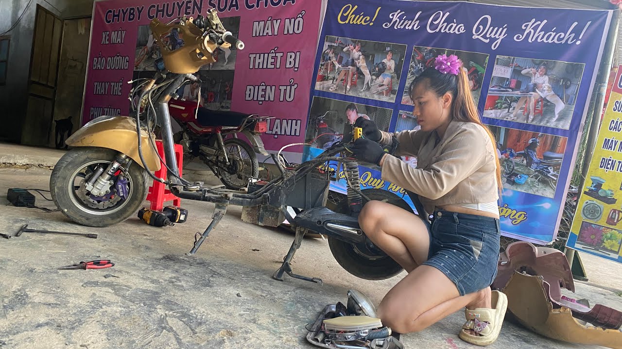 Girl repairs, disassembles and reassembles entire electric car with degenerated internal wiring