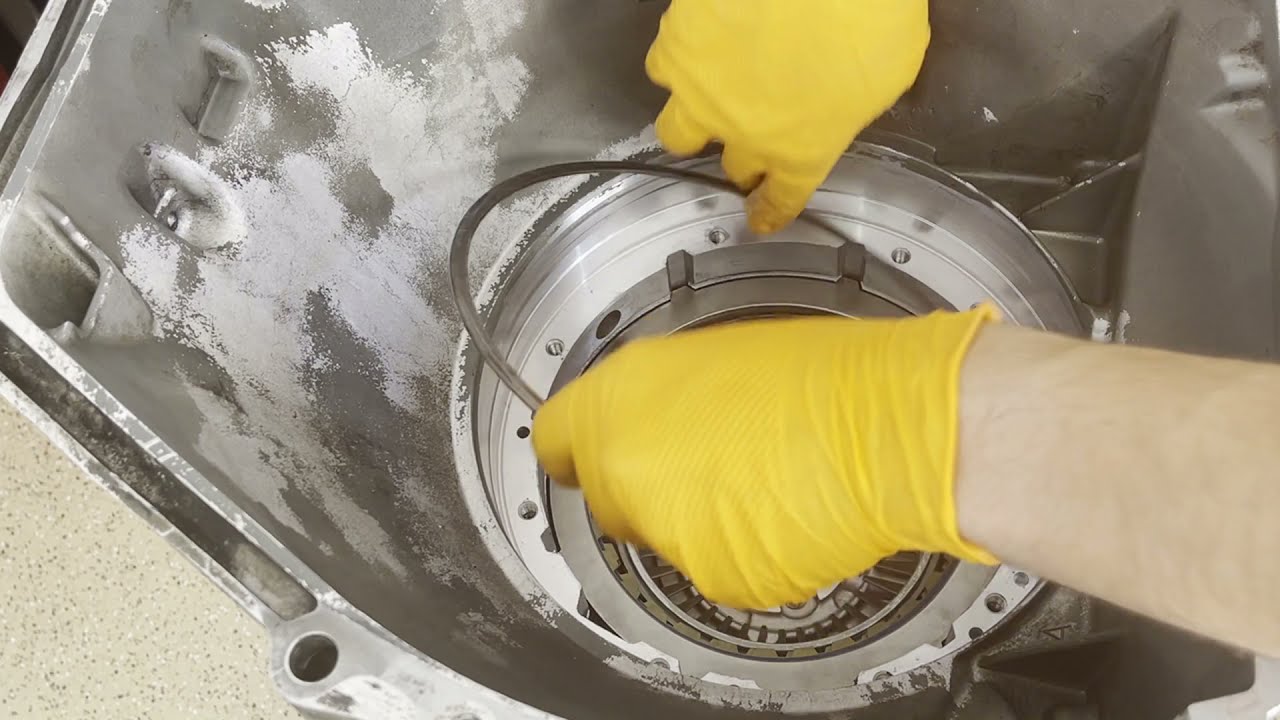 7. Ford 4R100 Rebuild - Case Assembly Pt 2