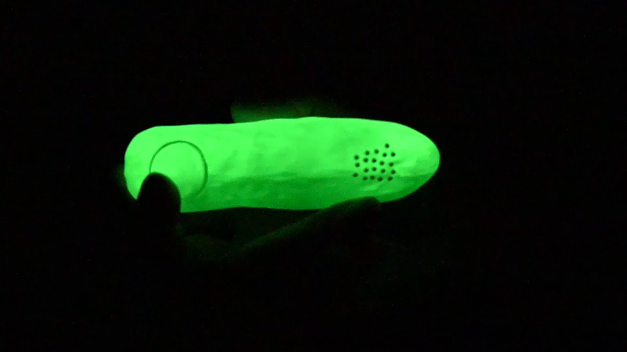 Glow-in-the-Dark Yodelling Pickle Yodeling - Archie McPhee