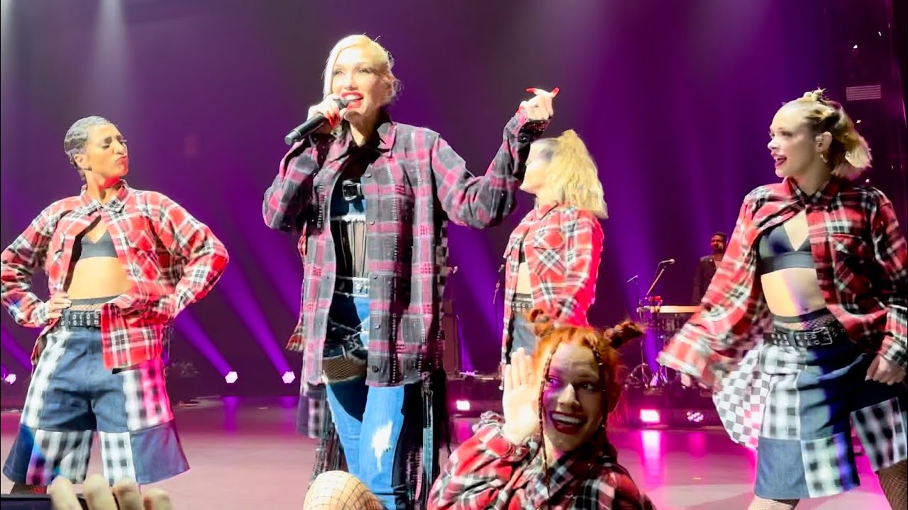 Gwen Stefani - Just a Girl live in Las Vegas, NV - 12/30/2022