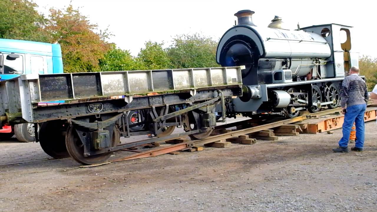 Avon Valley Railway Steam Gala: Receiving Visiting Locomotive.