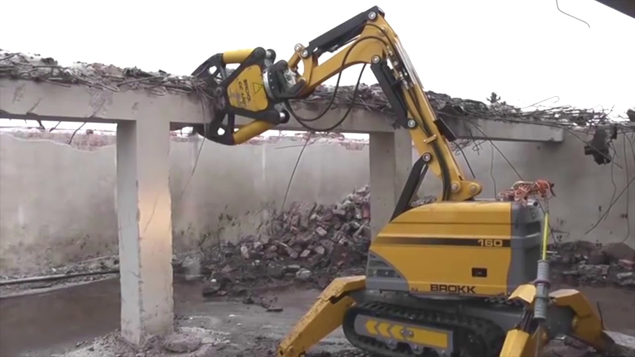 SMB BATIMENT - Démolition au Brokk 160