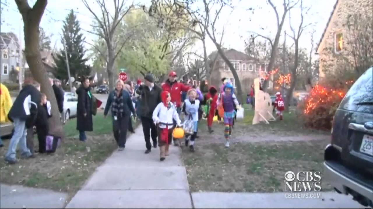 Paul Ryan trick or treats with his children