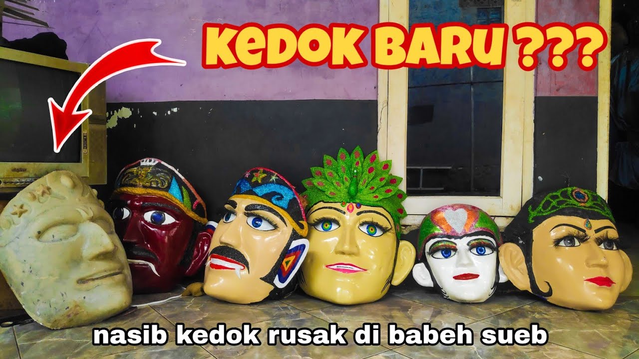 topeng ondel-ondel babeh Sueb ada banyak