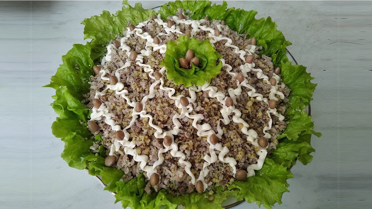 Az ərzaqla ləzzətli və asan hazirlanan Salat resepti.Lezztli ve kolay salata tarifi.Вкусный салат.