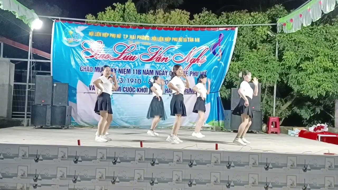 Phụ nữ xóm tây hồ vạn Phúc Ninh Giang Hải Dương 
