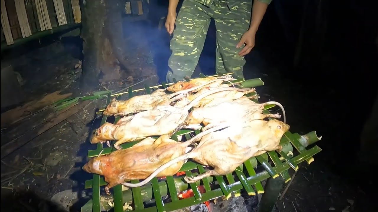 #393. Chế biến thức ăn trong rừng, phi&ecirc;u lưu ẩm thực