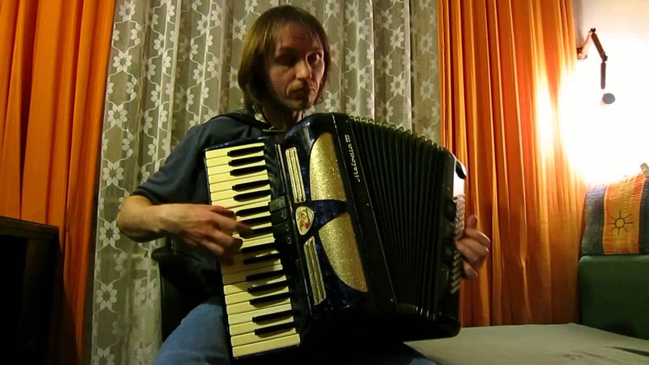 Pod jednou střechou - česká polka :-)