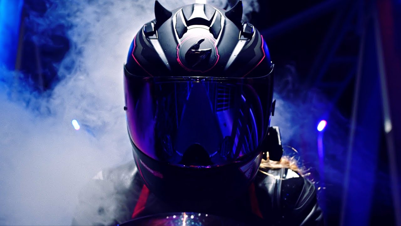 Muf - Z piskiem opon (Official Video by RRmoto)