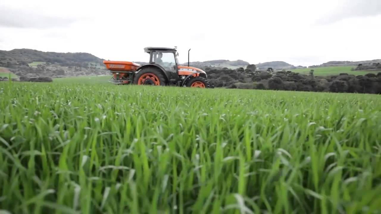 VIDEO DO TRATOR DA STARA ST MAX 105