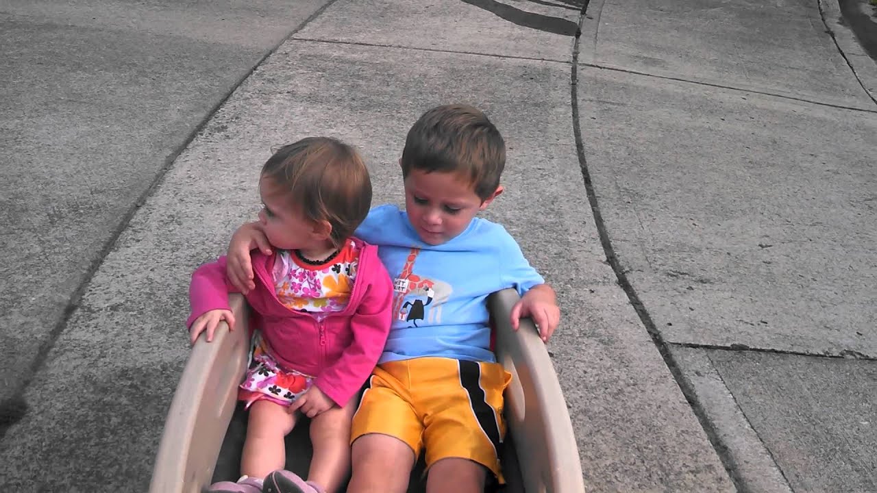 Acting like siblings, Love/hate