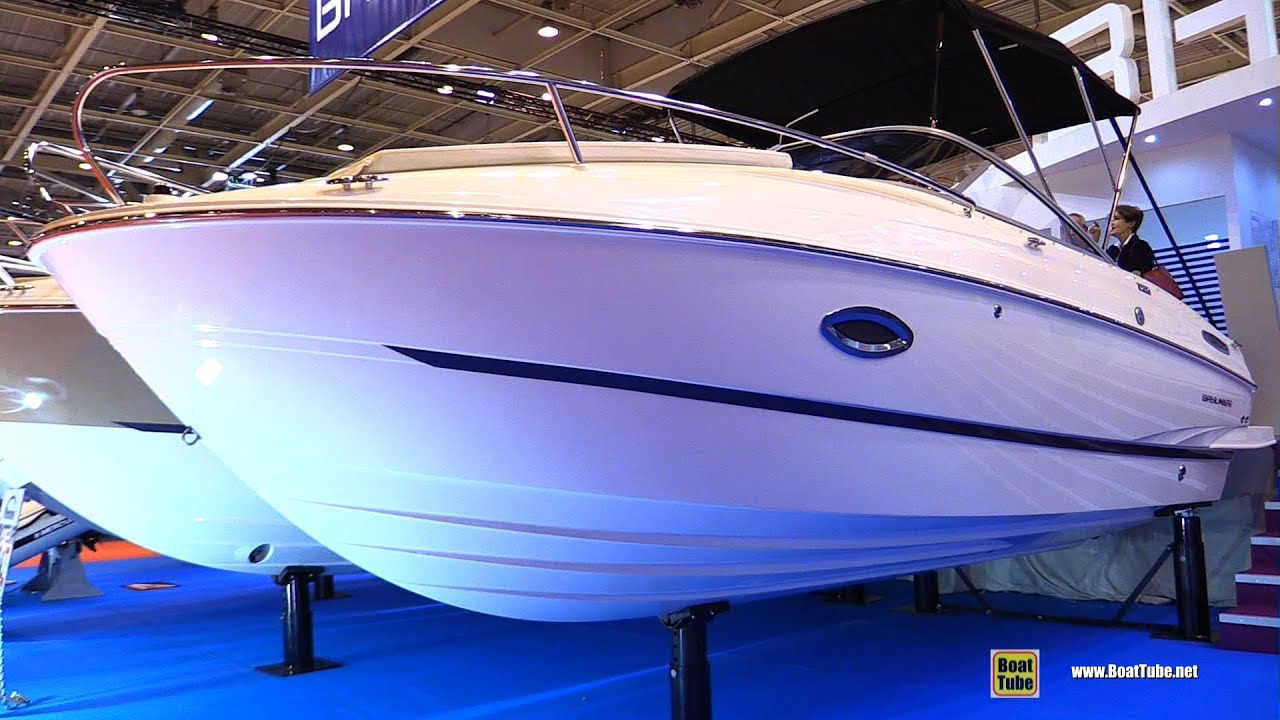 2016 Bayliner 642 Cuddy Motor Boat - Walkaround - 2015 Salon Nautique de Paris