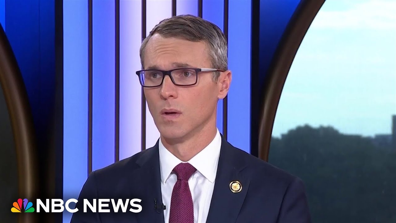 Trump wants to &lsquo;break the record&rsquo; for longest government shutdown, says Democratic congressman