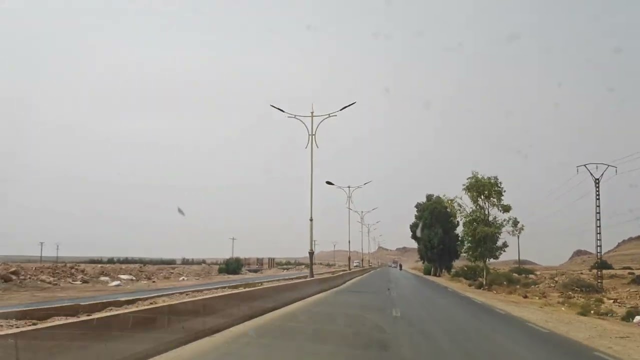 المخرج الجنوبي الاغواط اتجاه البيض طريق مختصر من الخنق اتجاه البيض خاص بالطاكسيات تفادي لطريق افلو❤️