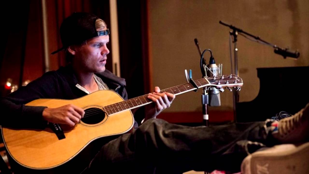 Avicii - Can't Get Enough (Better Than Me)