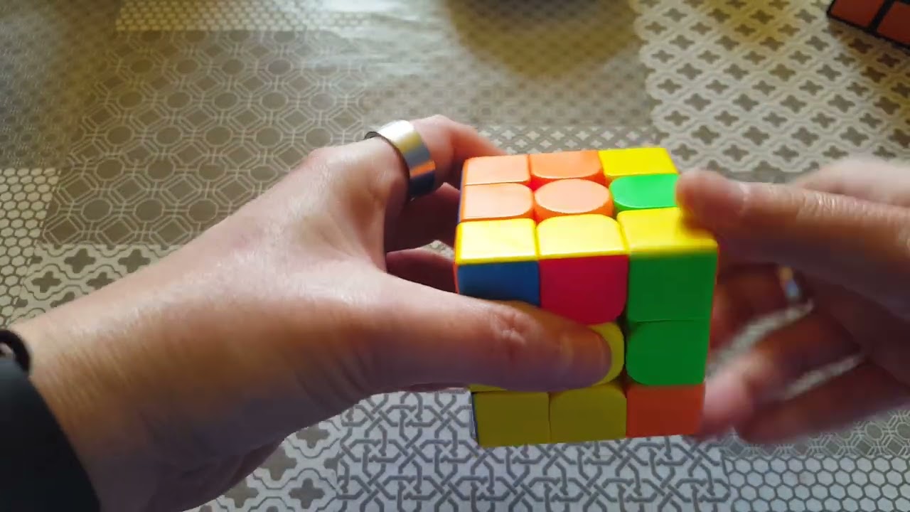 Układanie kostki rubika 3x3.