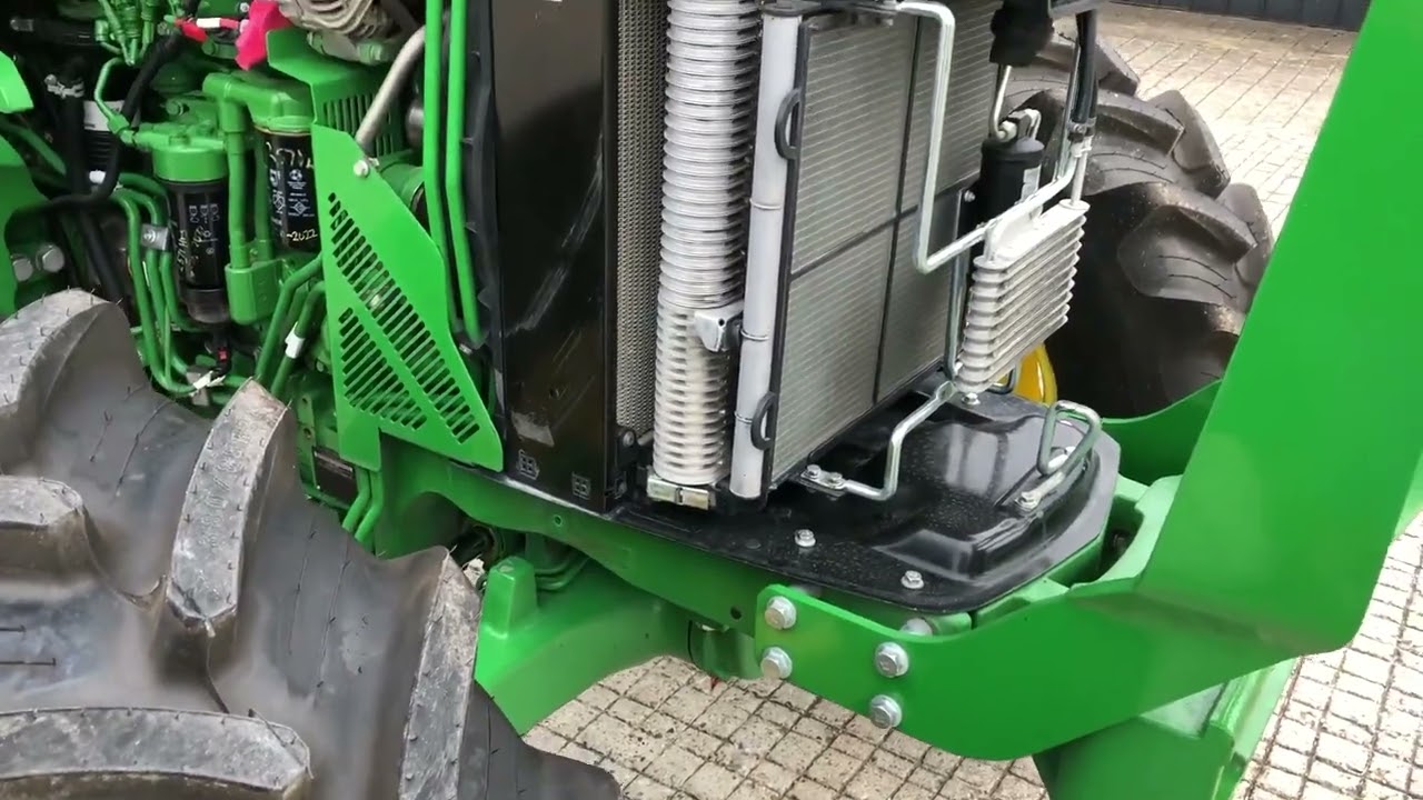 2017 JOHN DEERE 5115R For Sale