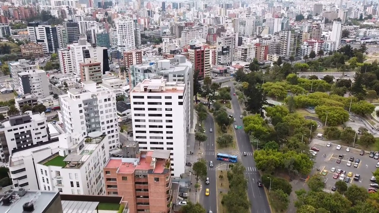 Norte de Quito los edificios más bonitos de Quito Ecuador