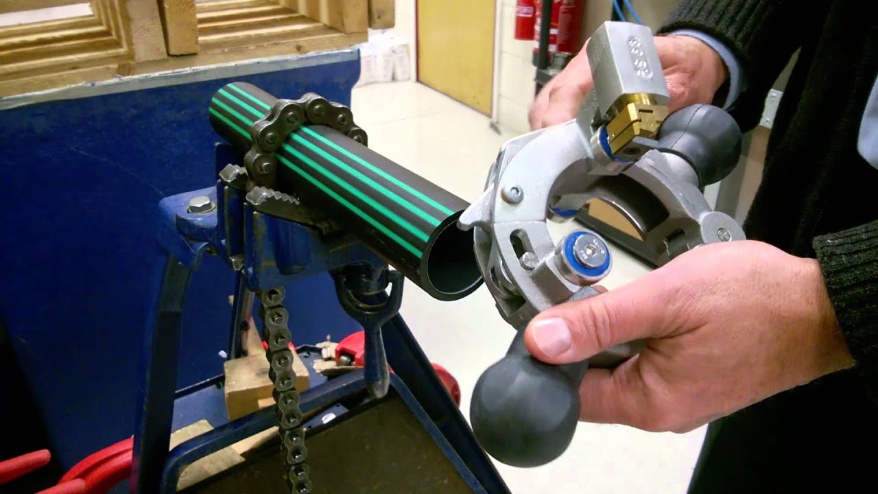 Rotational Scraping Tool for UPP™ Pipework