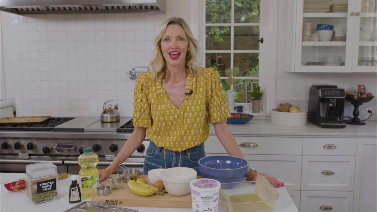 Catherine McCord&rsquo;s Banana Yogurt Cake | School Lunches