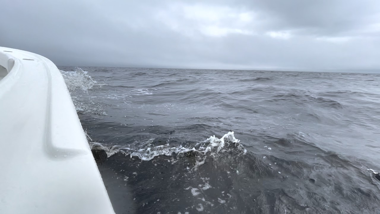 Pair Marine 24 mod-v in a short, heavy chop.