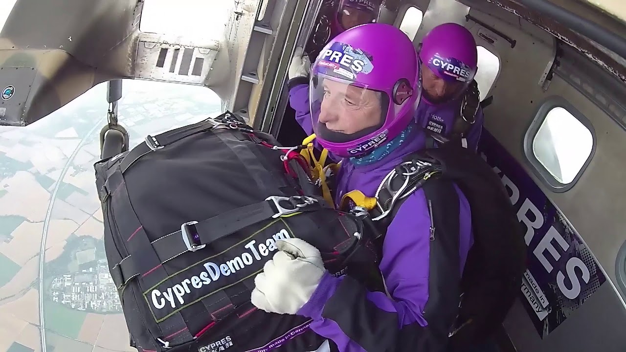 CYPRES DemoTeam Guiness World Record Jump