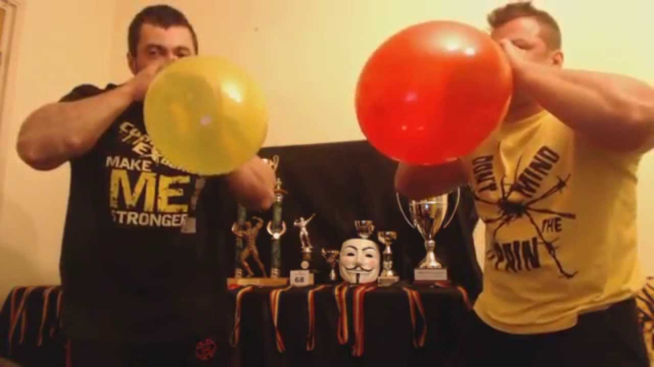 Gabriel MuscleDominus & Carin - Happy New Year,balloons blow !!