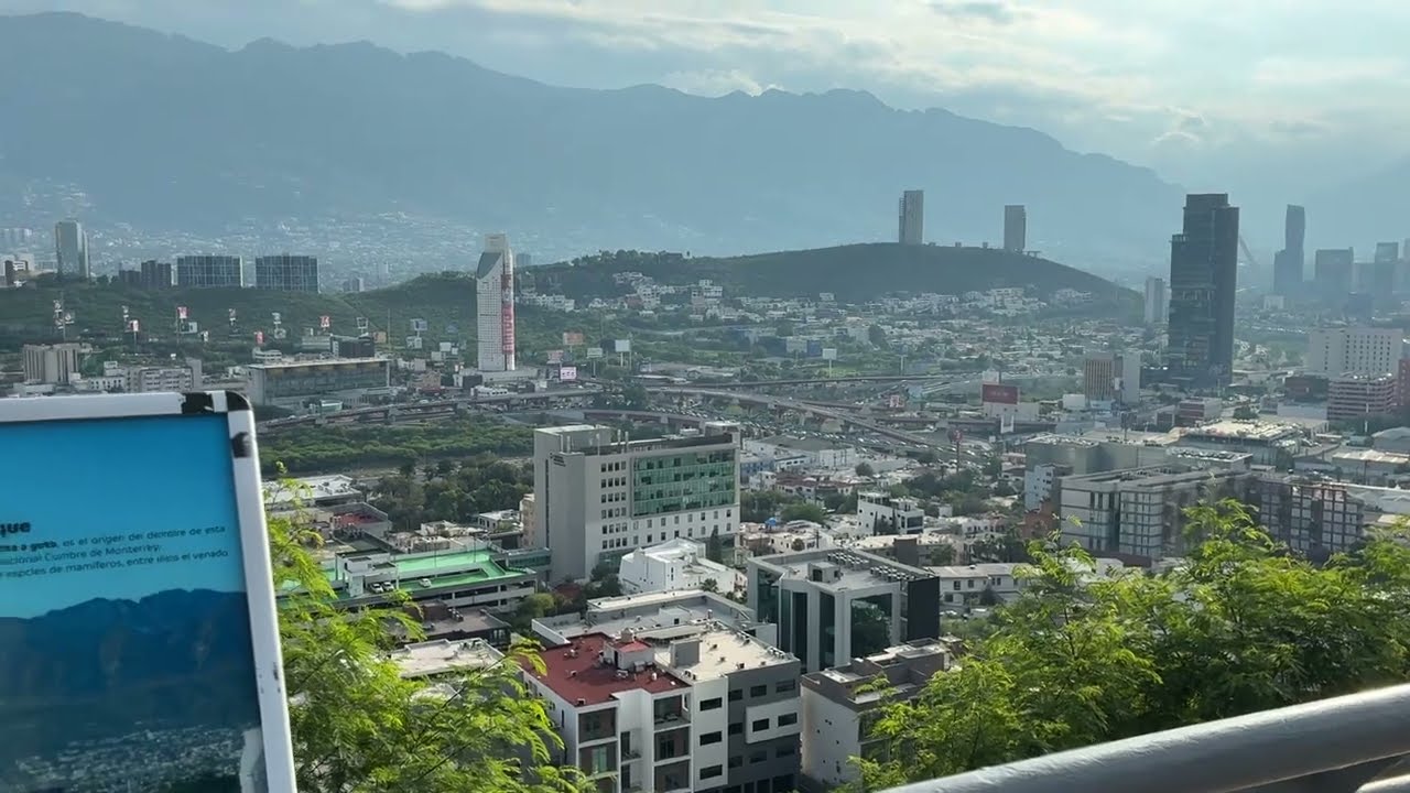 Mirador Vista Sur (South Viewpoint) of Mirador Asta Bandera in Monterrey, Mexico #monterreynl