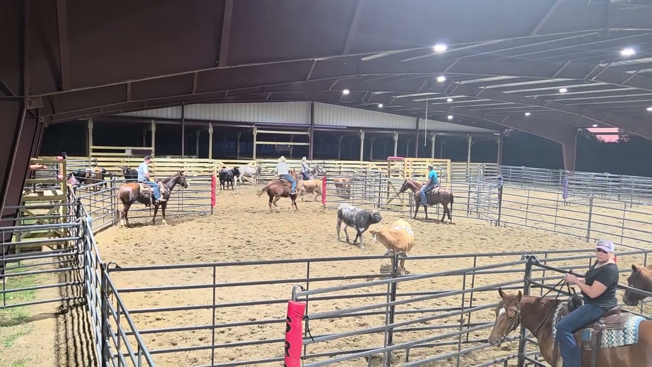 Jerry sorting clinic with Jared Lesh.