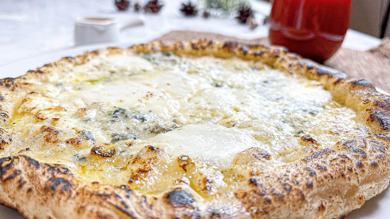 【クアトロフォルマッジ】4種のチーズと蜂蜜のピッツァ【ピザ生地レシピ】【クワトロフォルマッジ】【pizza】