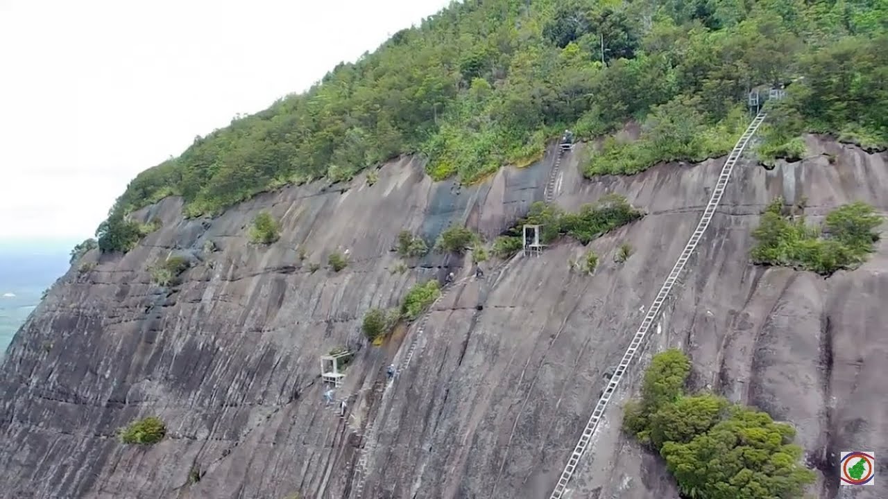 Pendakian Gunung / Bukit (Monolit) Kelam 1002 Mdpl  -  Ver.  Drone